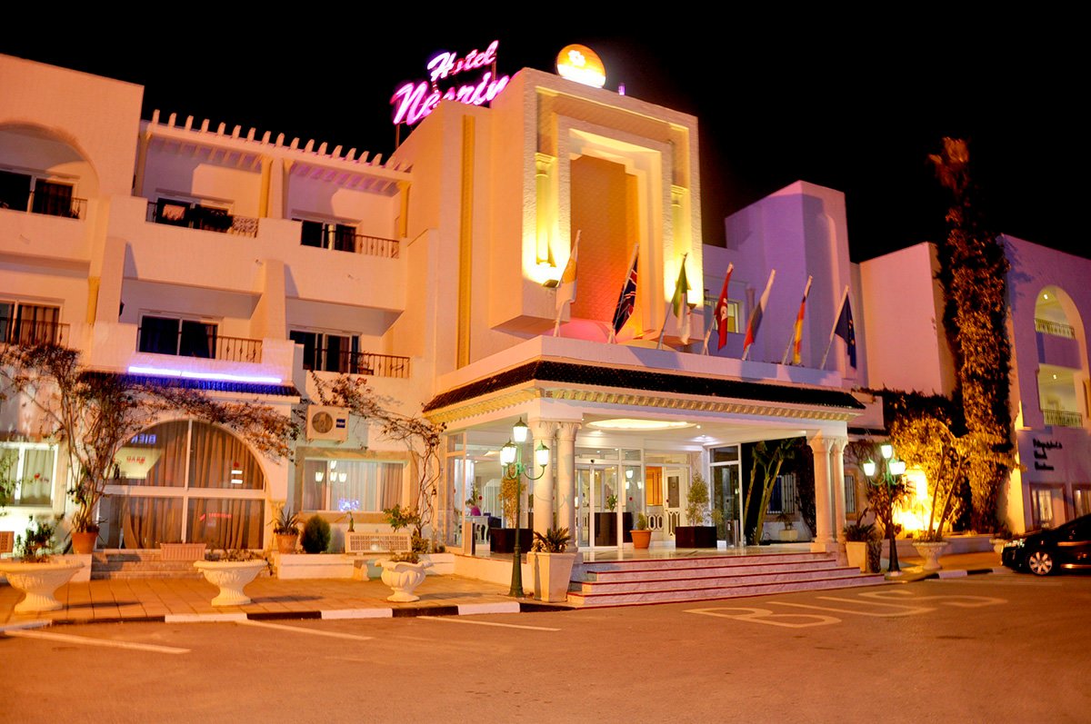 How to behave on vacation Hotel security rules How to behave on vacation Hotel security rules